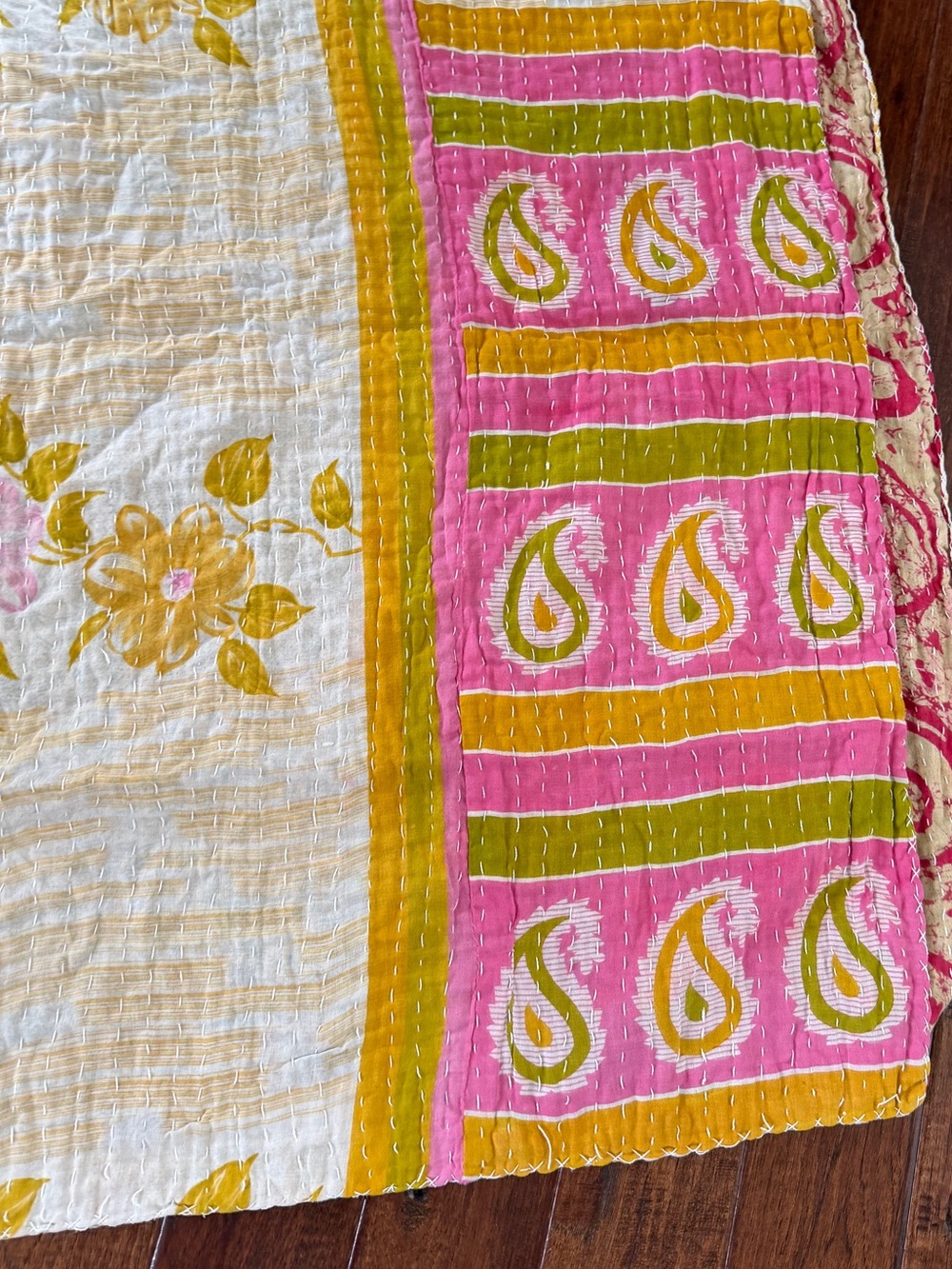 Pastel Floral Kantha Blanket Throw - Picture 11 of 14